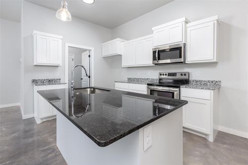 2327 Sw 90th Pl, Oklahoma City, OK, 73159-6884 | Card Image