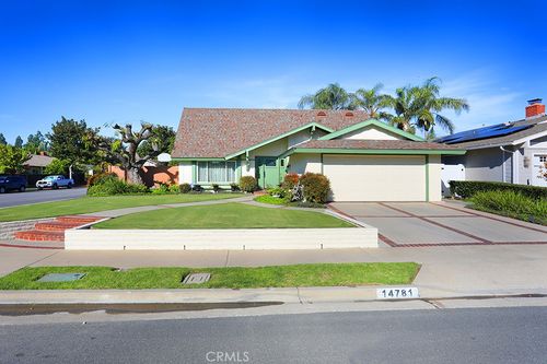14781 Bridgeport Rd, Tustin, CA, 92780-6217 | Card Image