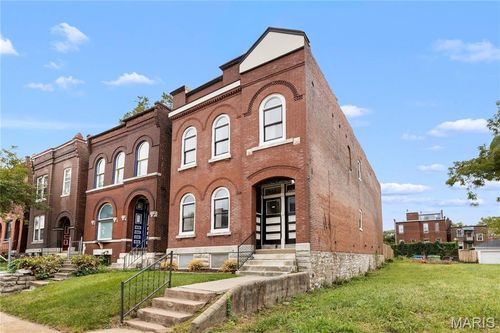 2628 Allen Ave, Saint Louis, MO, 63104-2117 | Card Image