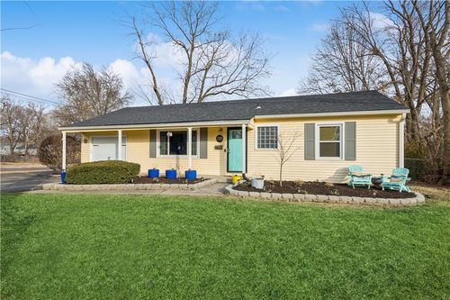 7201 Reeds Rd, Overland Park, KS, 66204-2164 | Card Image