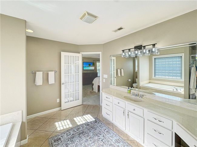 23 Stonegate Dr, House other with 5 bedrooms, 3 bathrooms and null parking in Charleston IL | Image 22