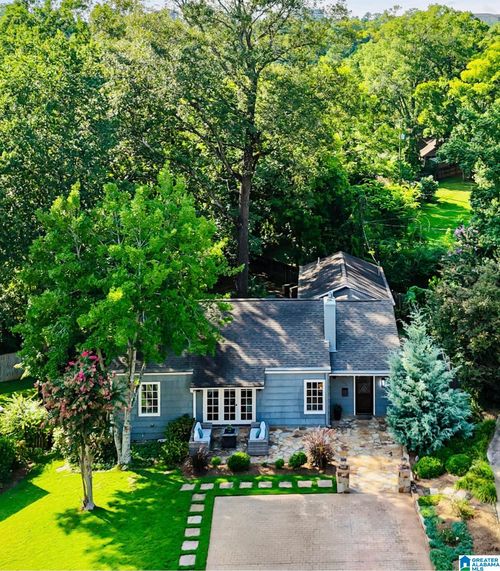 802 Wingate Cir, HOMEWOOD, AL, 35209-5226 | Card Image