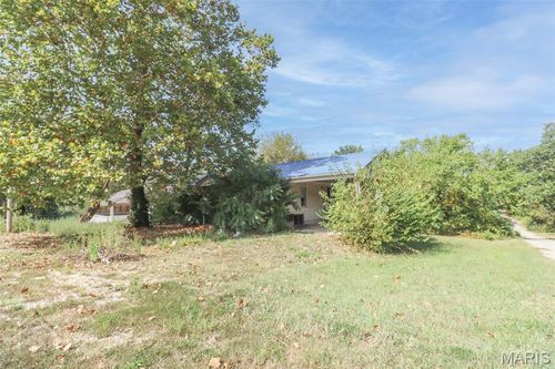200 W 6th St, Dixon, MO, 65459-7916 | Card Image