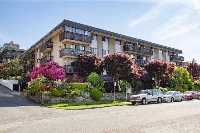 302 - 120 E 4 Th Street, Condo with 1 bedrooms, 1 bathrooms and 1 parking in North Vancouver BC | Image 1