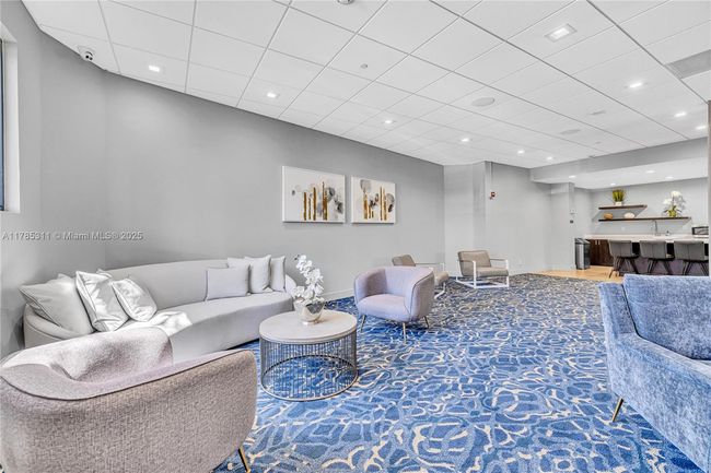 APT-624 - 90 Edgewater Dr, Condo with 2 bedrooms, 3 bathrooms and null parking in Coral Gables FL | Image 57