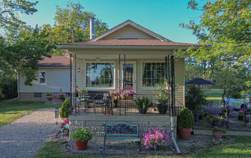 7723 W Little Portage East Rd, Oak Harbor, OH, 43449-9629 | Card Image