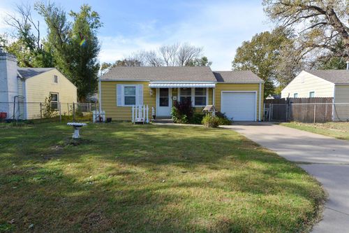 4645 S Sycamore Ave, Wichita, KS, 67217-4749 | Card Image