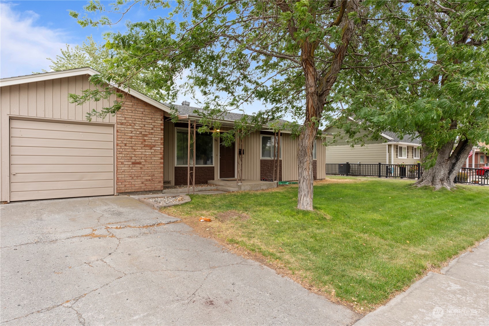 L St, Ephrata, WA 98823