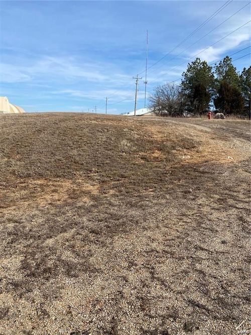 407 Old Route 66, Saint Robert, MO, 65584-4630 | Card Image