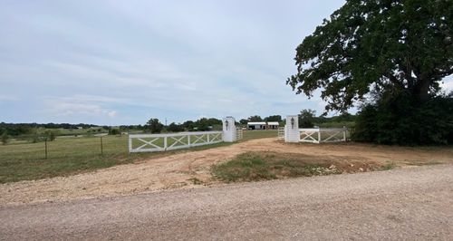 1530 County Road 310, Lexington, TX, 78947 | Card Image