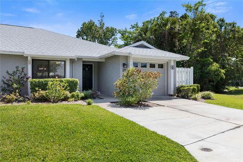 11 Lake Forest Ct N, PALM COAST, FL, 32137-8050 | Card Image