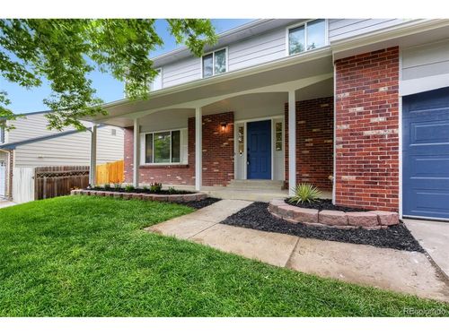 18325 E Idaho Pl, Aurora, CO, 80017-4304 | Card Image