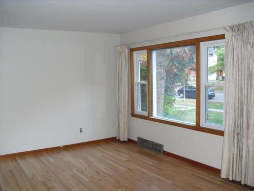 808 Pauline Blvd, Ann Arbor, MI, 48103-5573 | Card Image
