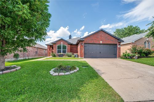 9224 Chesapeake Ln, McKinney, TX, 75071-6040 | Card Image