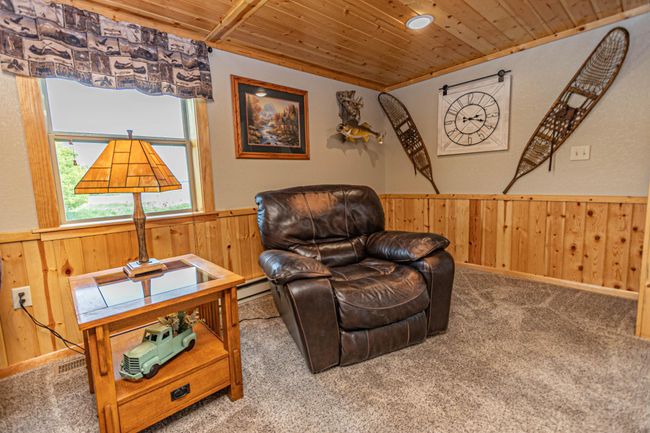 20 - Livingroom.jpg | Image 23