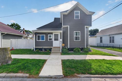 11 S Huntington St, Peru, IN, 46970-2316 | Card Image