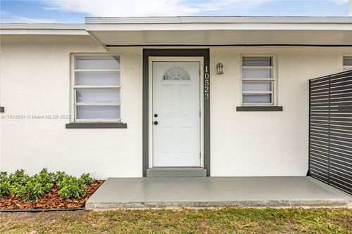 10523-10521 Sw 184th St, Cutler Bay, FL, 33157-6713 | Card Image