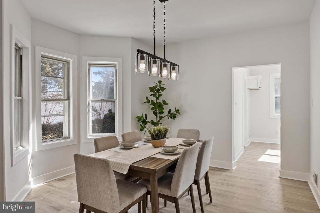 Residential in OAKLYN 4