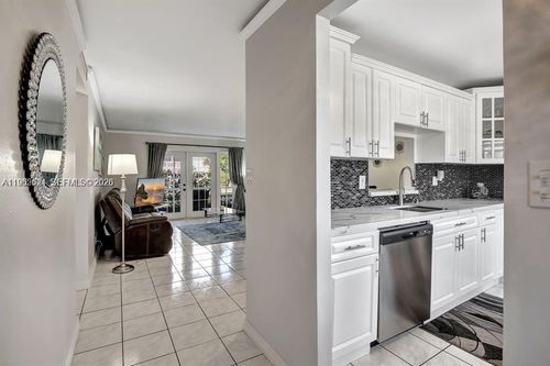 107-219 Ne 14th Ave, Hallandale Beach, FL, 33009-7419 | Card Image