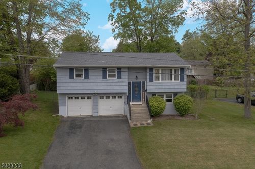 10 Birch Dr, Newton, NJ, 07860-2502 | Card Image