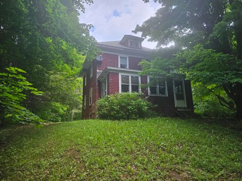 32 Willow Street, Patten, ME, 04765 | Card Image