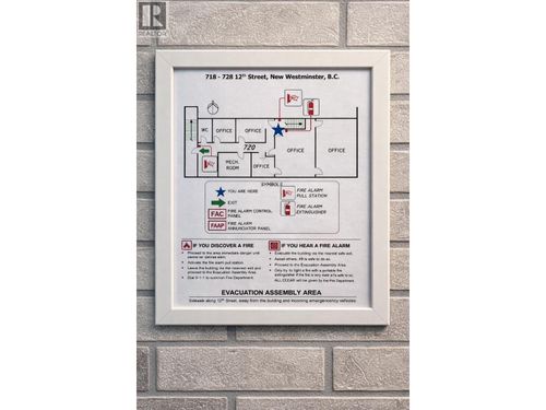 720 12th St, New Westminster, BC, V3M4J9 | Card Image