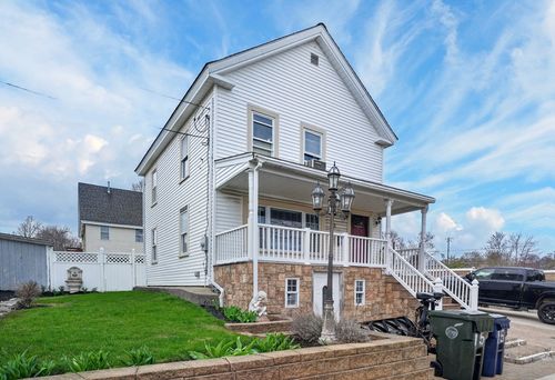 15 Manning, Marlborough, MA, 01752 | Card Image