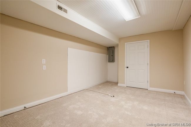 302 Saddleback Dr, Home with 3 bedrooms, 2 bathrooms and null parking in Charlestown IN | Image 29