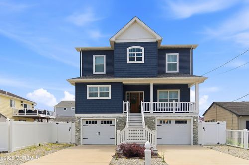 239 Silver Bay Rd, Toms River, NJ, 08753-2562 | Card Image