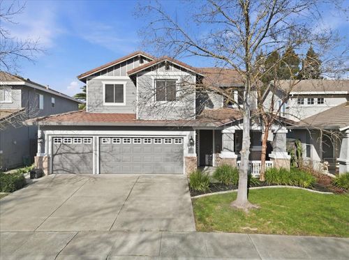 18 Holden Ct, Sacramento, CA, 95835-1392 | Card Image
