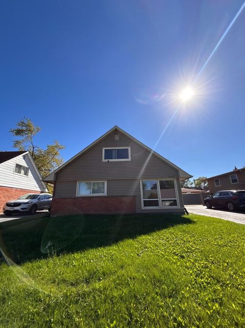 3907 167th Pl, Country Club Hills, IL, 60478-2121 | Card Image