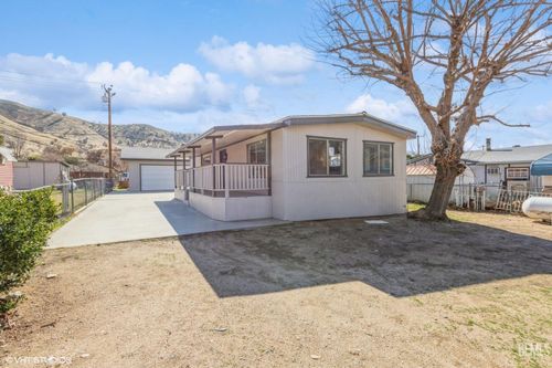 2212 Commercial Avenue, Lake Isabella, CA, 93240 | Card Image