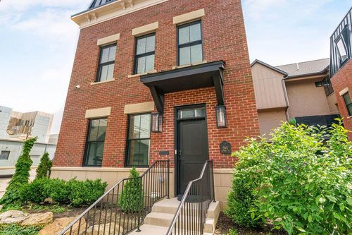 564 Lathrop St, Columbus, OH, 43206-1492 | Card Image
