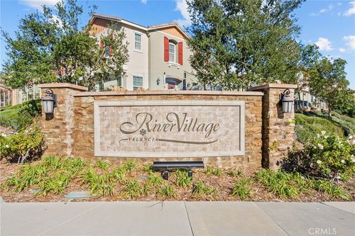 22105 Barrington Way, Saugus, CA, 91350-5746 | Card Image