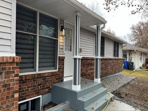 2404 Albert Lee Ave, Sedalia, MO, 65301-2511 | Card Image