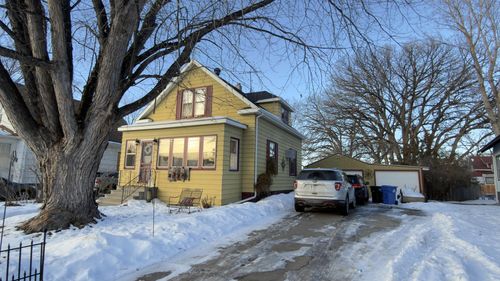 34 S Terrace N, Fargo, ND, 58102-3836 | Card Image