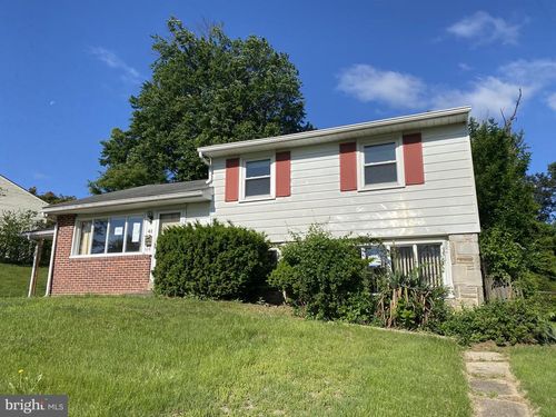 41 Dorset Dr, BROOMALL, PA, 19008-3830 | Card Image