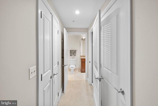APT-213 - 8220 Crestwood Heights Dr, Condo with 1 bedrooms, 1 bathrooms and null parking in MCLEAN VA | Image 11