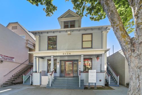 2224 J Street, Sacramento, CA, 95816 | Card Image