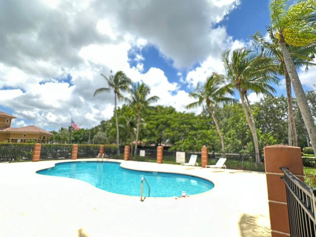 APT-205 - 3474 Briar Bay Blvd, Condo with 2 bedrooms, 2 bathrooms and null parking in West Palm Beach FL | Image 7