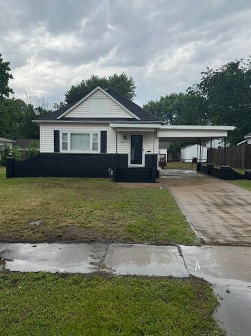 1003 E 9th St, Pittsburg, KS, 66762-4325 | Card Image