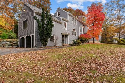 513 Dillon Ln, House other with 4 bedrooms, 2 bathrooms and 6 parking in Swansea MA | Image 3