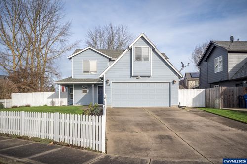 369 Pamela Ct, Jefferson, OR, 97352-9479 | Card Image