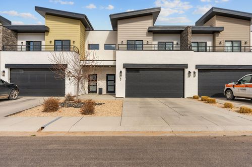 7-287 W 1425 N, Cedar City, UT, 84721-8826 | Card Image