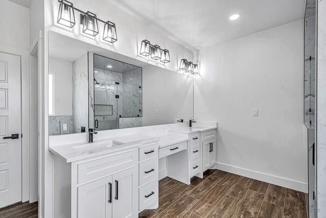 2200 S County Road 1059, House other with 4 bedrooms, 3 bathrooms and 2 parking in Midland TX | Image 42
