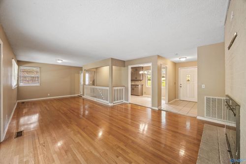 210 Skyline Rd, Madison, AL, 35758-1419 | Card Image