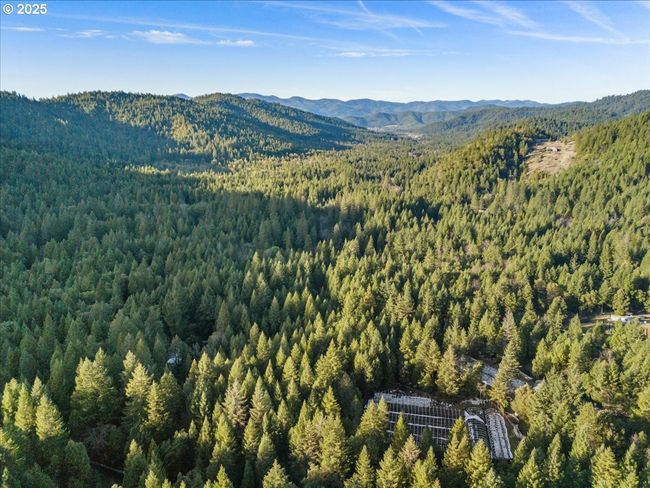 571 Briar Ln, House other with 5 bedrooms, 2 bathrooms and 2 parking in Selma OR | Image 15
