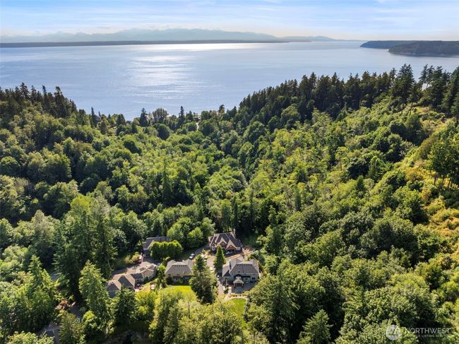 6817 Picnic Point Rd, House other with 5 bedrooms, 4 bathrooms and 3 parking in Edmonds WA | Image 34