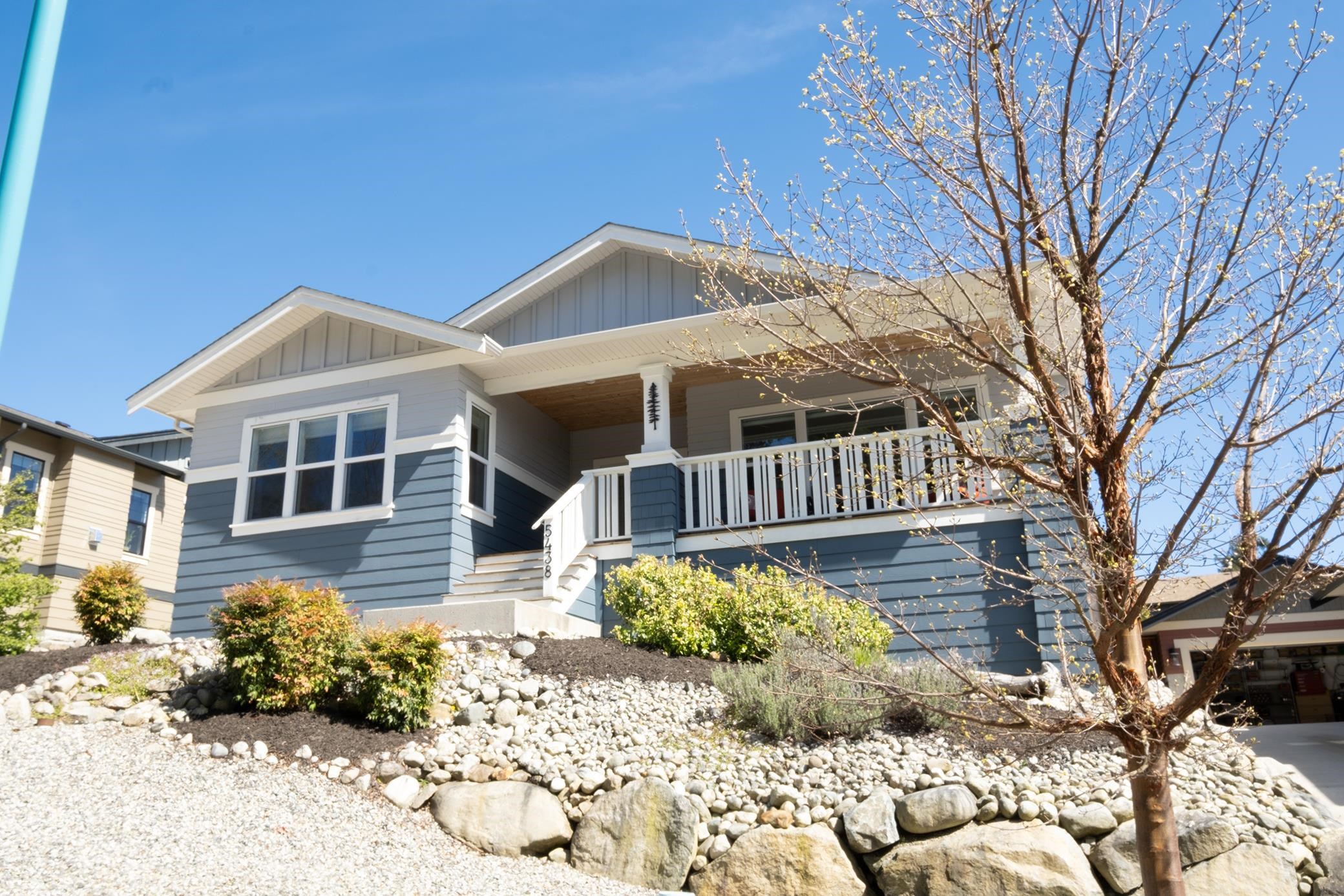 5438 Mccourt Road, House other with 3 bedrooms, 2 bathrooms and 5 parking in Sechelt BC | Image 1