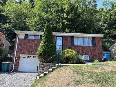 Brick Ranch in the heart of Ross Township, North Hills School District. | Image 1